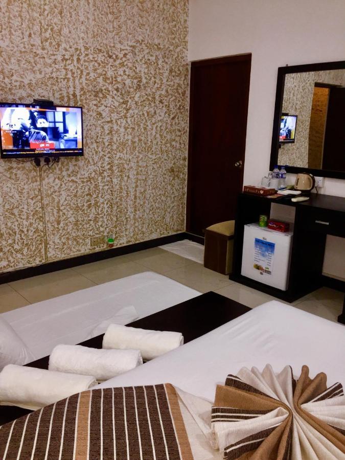 Oyo Motelvip Коломбо Екстер'єр фото