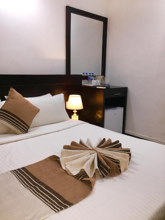 Oyo Motelvip Коломбо Екстер'єр фото