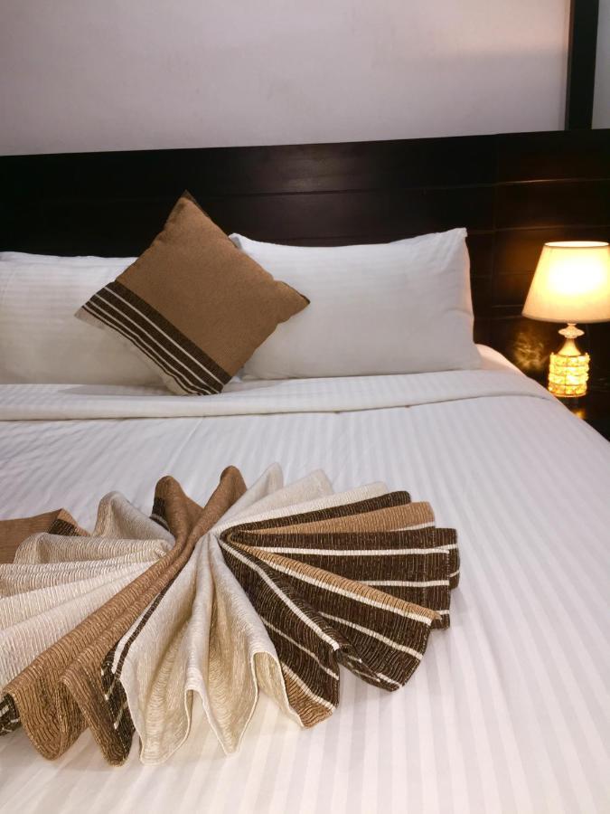 Oyo Motelvip Коломбо Екстер'єр фото