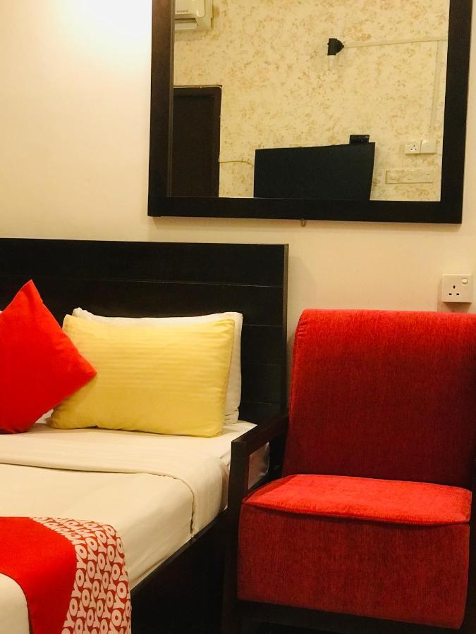 Oyo Motelvip Коломбо Екстер'єр фото